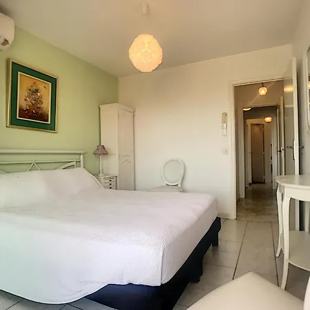 A 2 Pas Des Plages Du Midi, Terrasse, 252l-bou Apartment