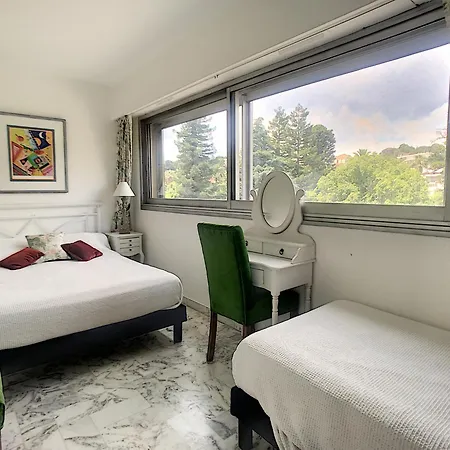 A 2 Pas Des Plages Du Midi, Terrasse, 252l-bou